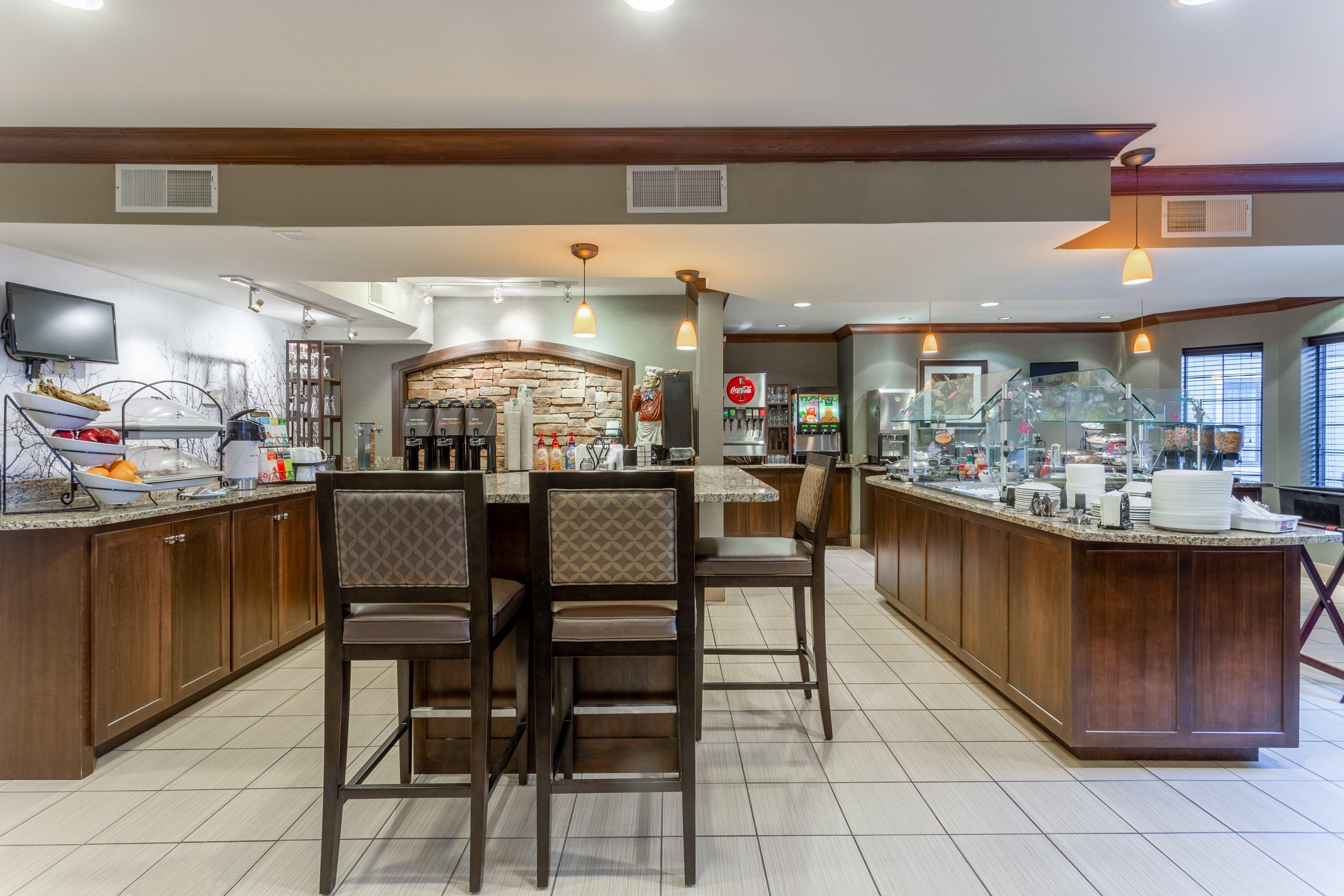 Staybridge Suites Davenport By Ihg Bettendorf Exterior photo