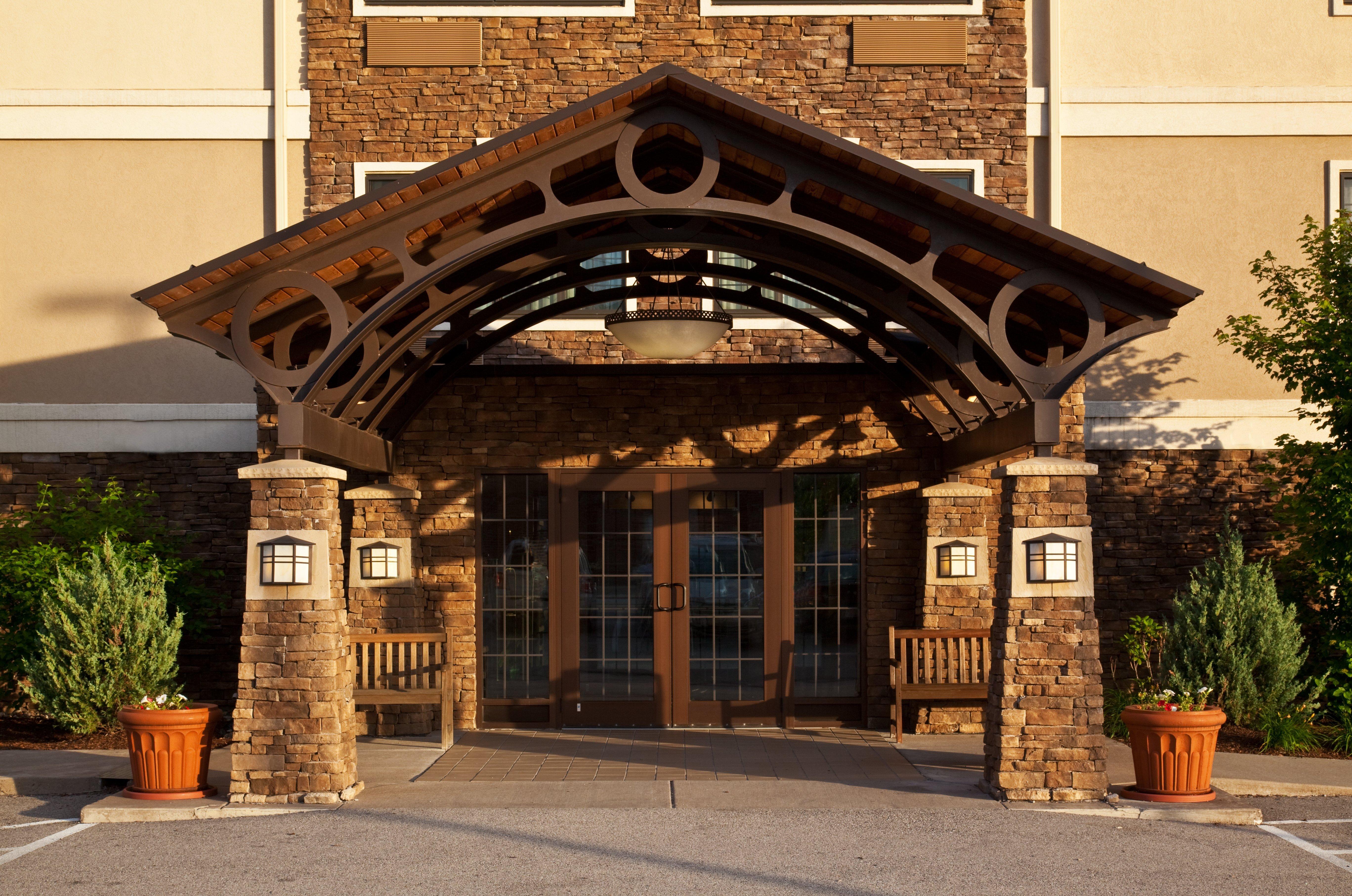 Staybridge Suites Davenport By Ihg Bettendorf Exterior photo