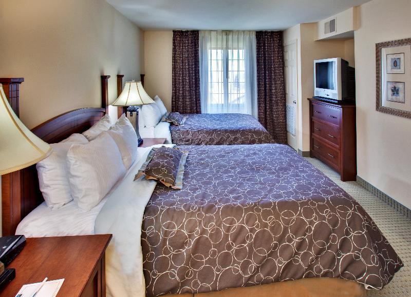 Staybridge Suites Davenport By Ihg Bettendorf Exterior photo